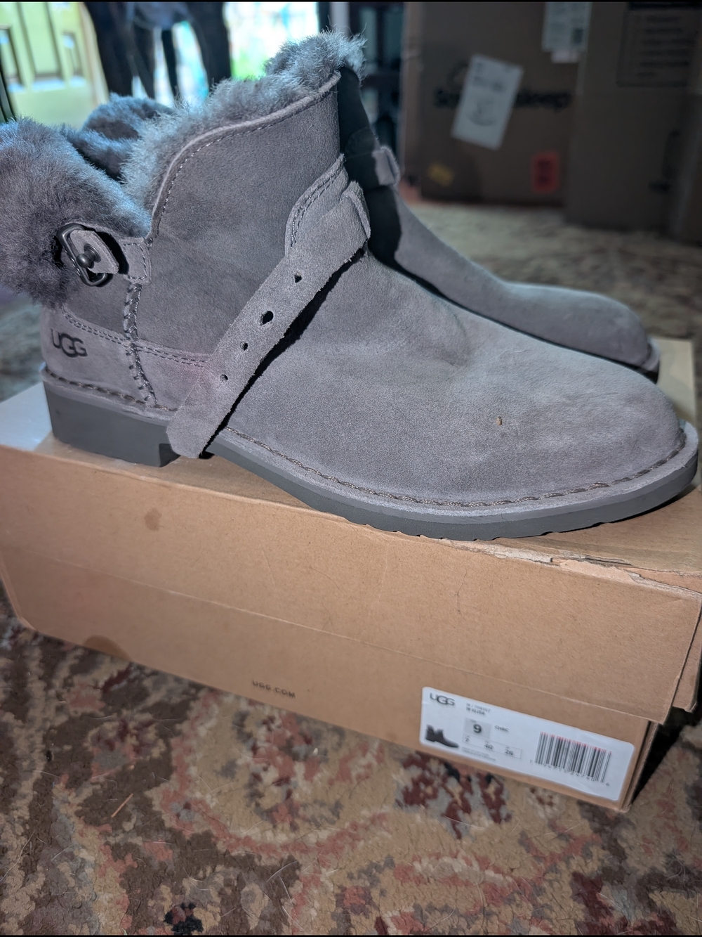 UGG Elisa Genuine Shearling Bootie (Charcoal Suede Size 9)